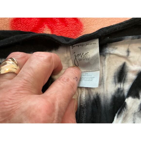 Just My Size - Women's Plus Tie-Dye Medallion Dress size 2X - Picture 8 of 16